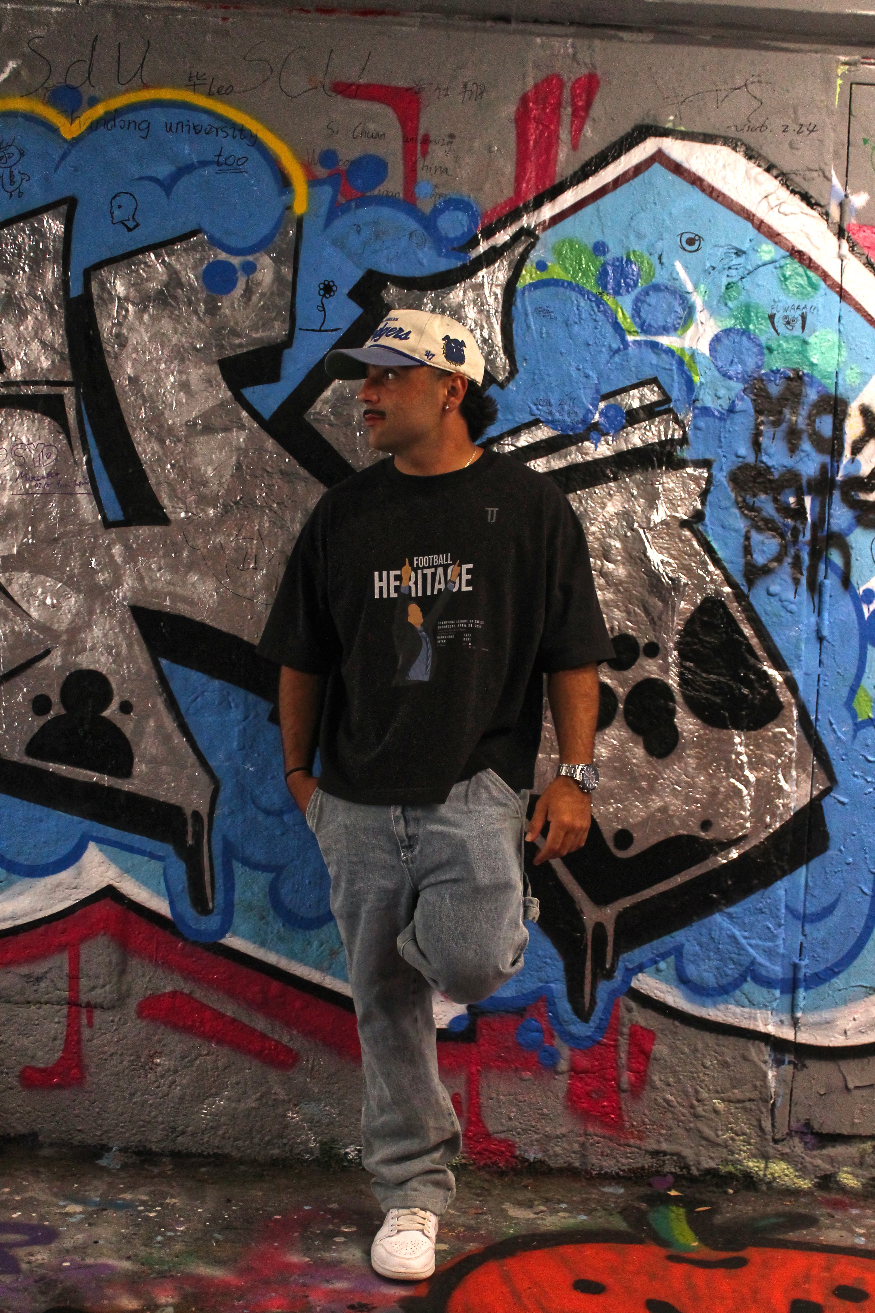 Football Heritage - Boxy Tee - Washed Black